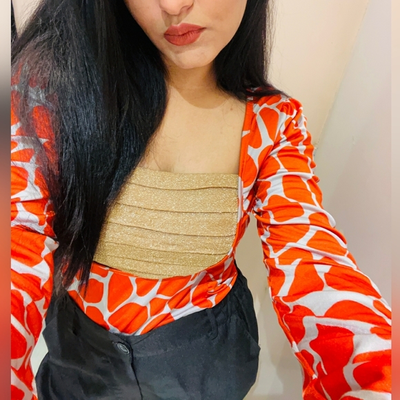 Designer top - Picture 5 of 5